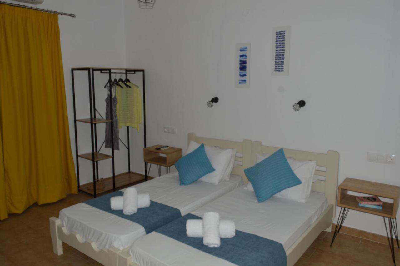 Pansion Katerina Hotel สเกียธอสทาวน์ ภายนอก รูปภาพ